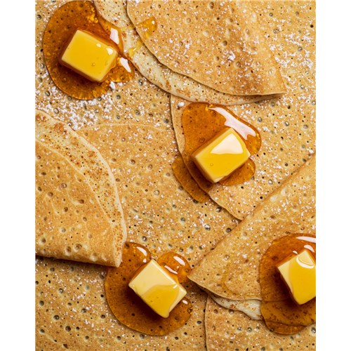 crepes with butter and honey